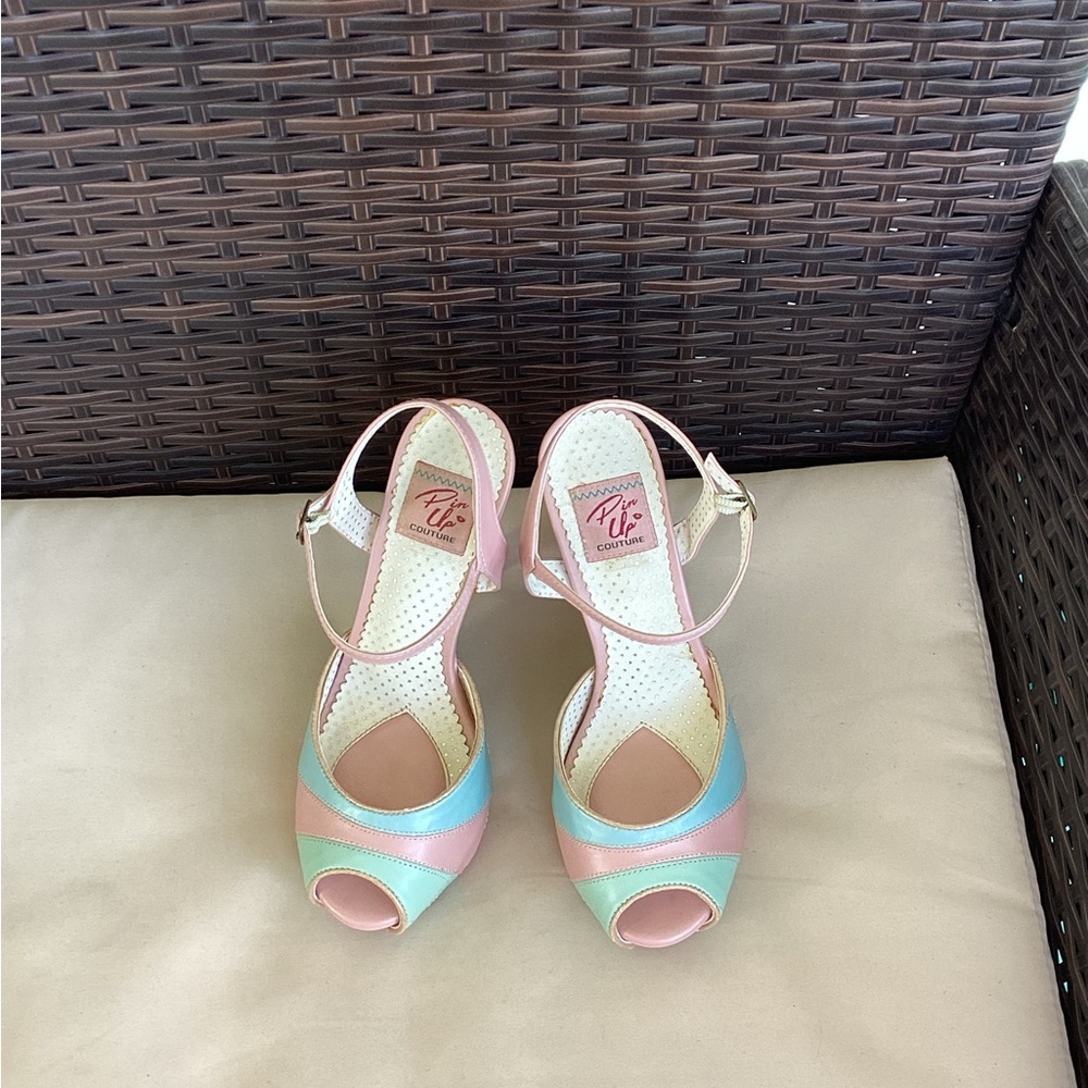 Rare Pinup Couture Pastel Heels - Picture 5 of 6